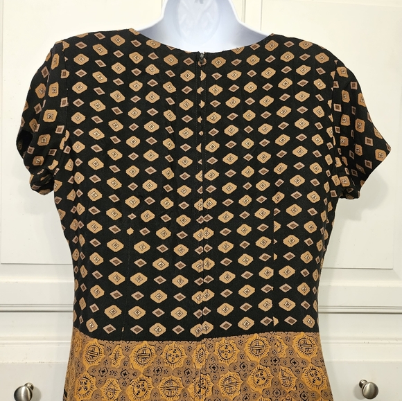 Rabbit Rabbit Rabbit - 6 Petite MINI DRESS - Picture 5 of 9